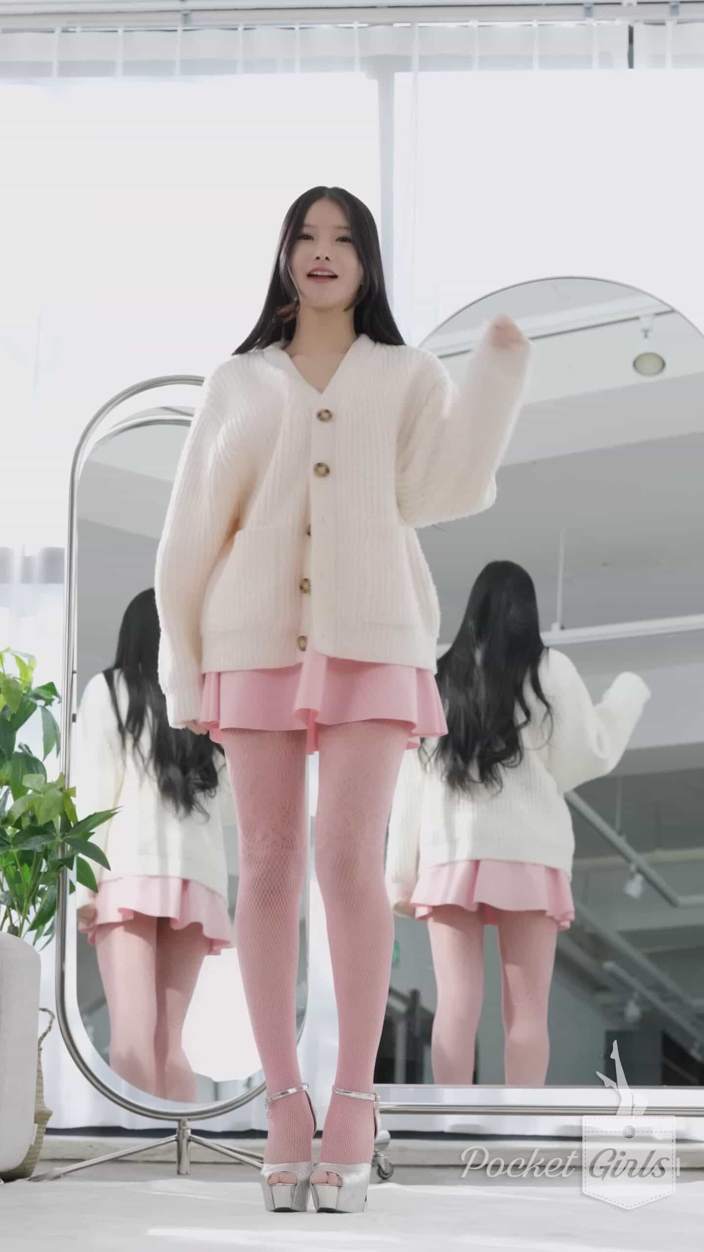 Pink Body Stocking Dance, Yeonji, Pocket Girls, 연지, 포켓걸스 – #00263插图1